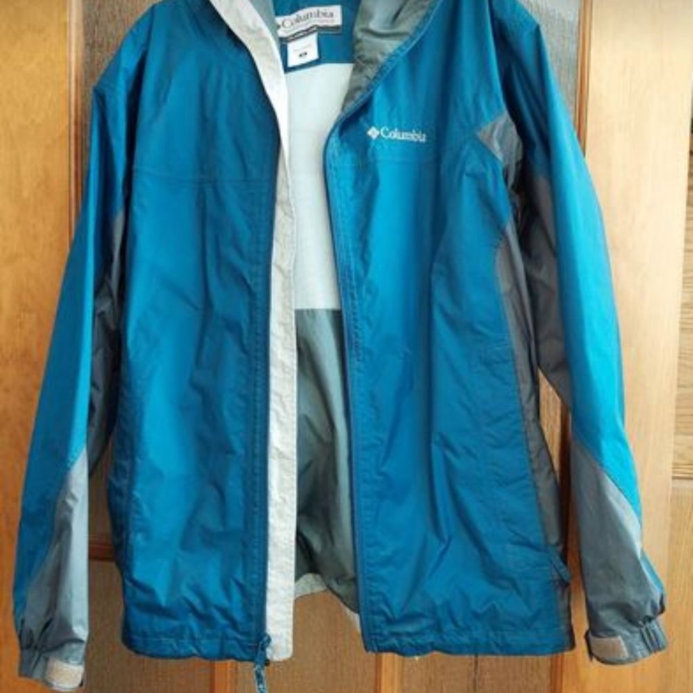 Columbia windbreaker